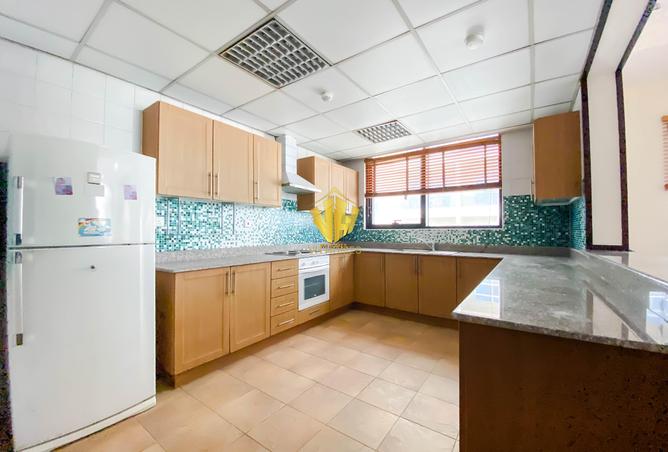 957156 - Property Image 3