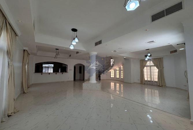 963373 - Property Image 3