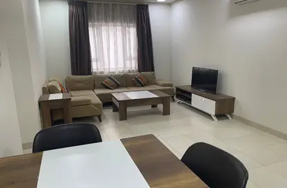 Apartment - 2 Bedrooms - 2 Bathrooms for rent in Hidd - Muharraq Governorate