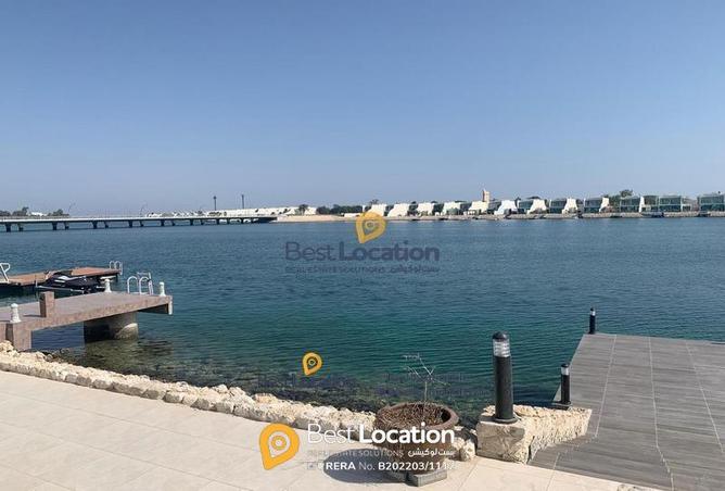 907319 - Property Image 2