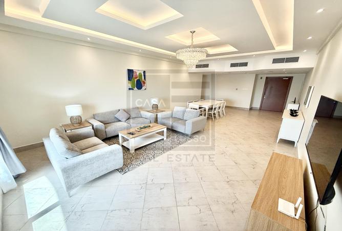 985440 - Property Image 2