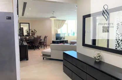 Apartment - 3 Bedrooms - 3 Bathrooms for rent in Al Juffair - Capital Governorate