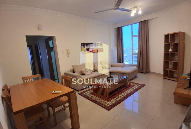 985414 - Property Image 2