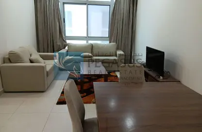 Apartment - 2 Bedrooms - 2 Bathrooms for rent in Karbabad - Manama - Capital Governorate
