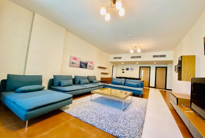 974999 - Property Image 2