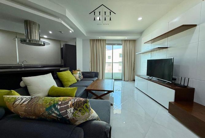 965785 - Property Image 2