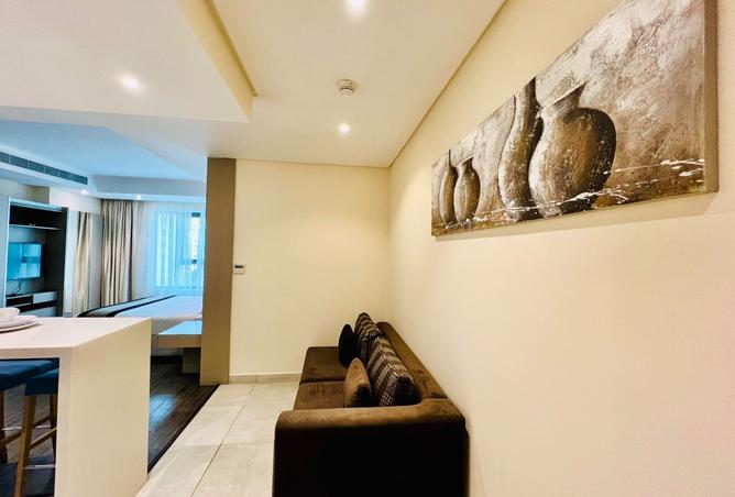 984806 - Property Image 2