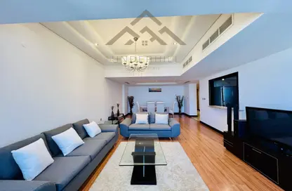 Apartment - 3 Bedrooms - 3 Bathrooms for rent in Abraj Al Lulu - Manama - Capital Governorate