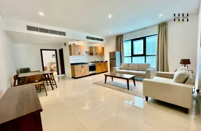 Apartment - 1 Bedroom - 1 Bathroom for rent in Sanabis - Manama - Capital Governorate