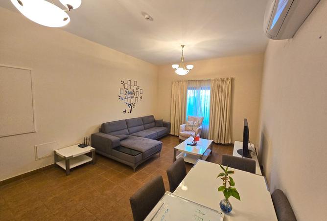 974885 - Property Image 2