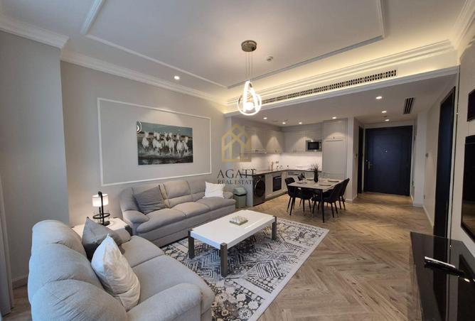 985738 - Property Image 2