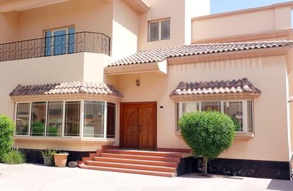 Compound - 4 Bedrooms - 4 Bathrooms for rent in Al Juffair - Capital Governorate