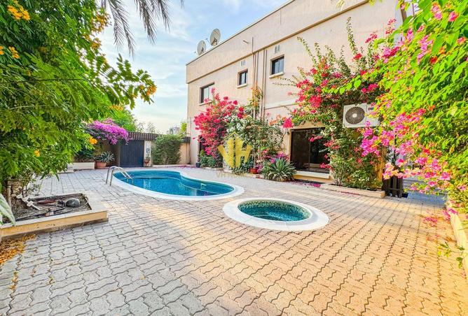 969666 - Property Image 2