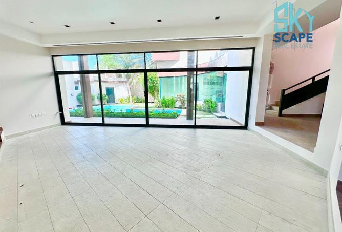 979258 - Property Image 2