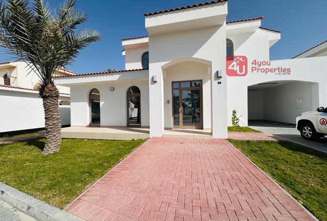 985543 - Property Main Image