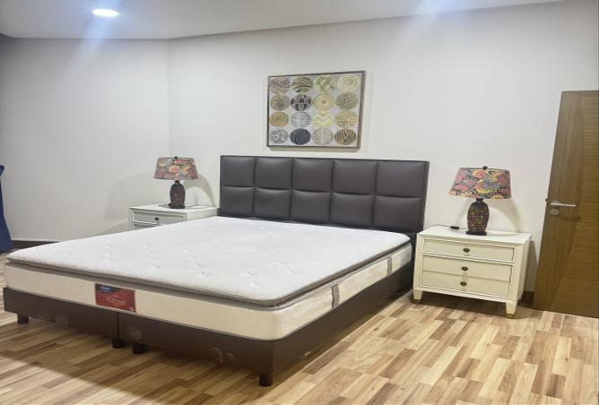 967088 - Property Main Image