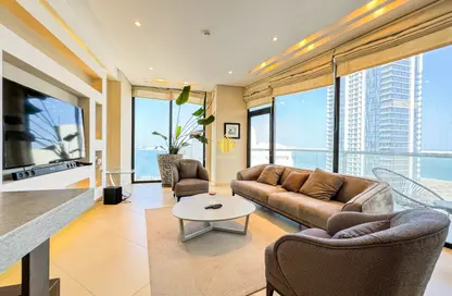 Apartment - 2 Bedrooms - 3 Bathrooms for rent in Al Juffair - Capital Governorate