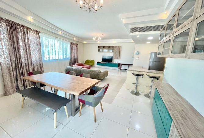 957754 - Property Image 2