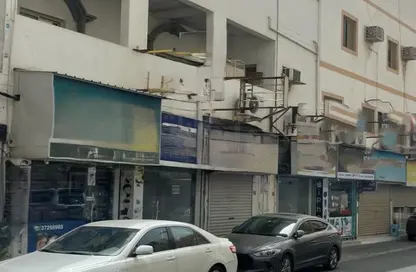 عمارة بالكامل - استوديو - 8 حمامات للبيع في قلالي - المحرق