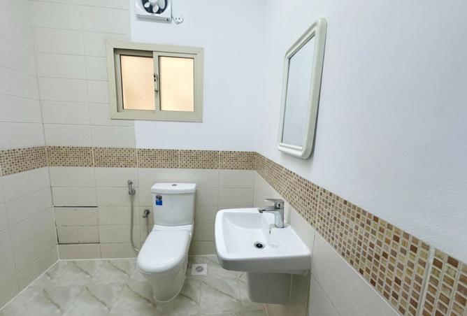 962766 - Property Image 3
