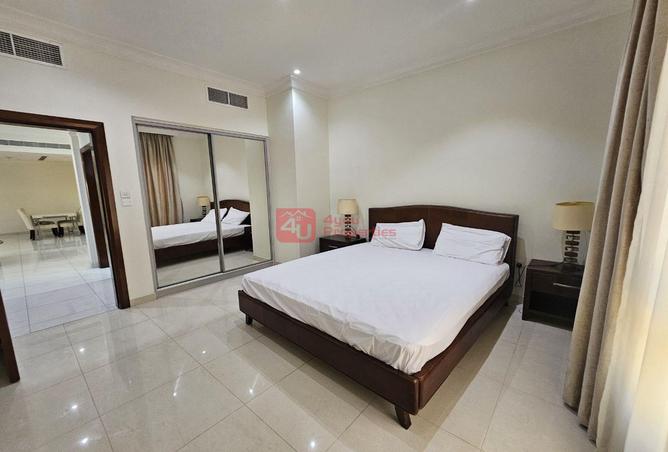 978589 - Property Image 2