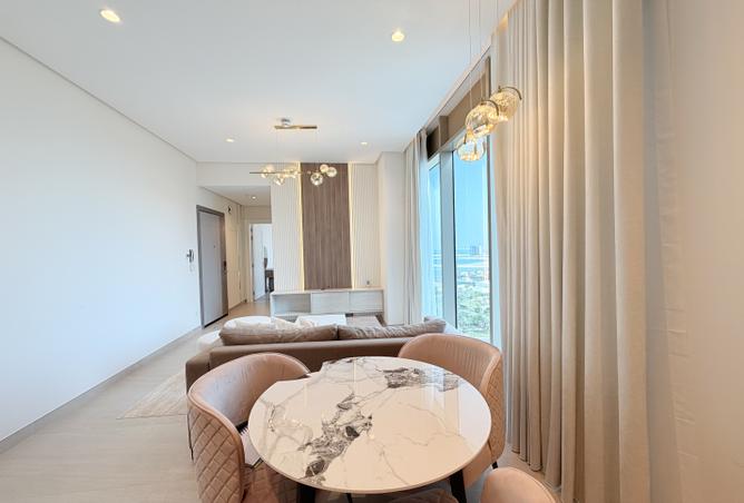 984423 - Property Image 2