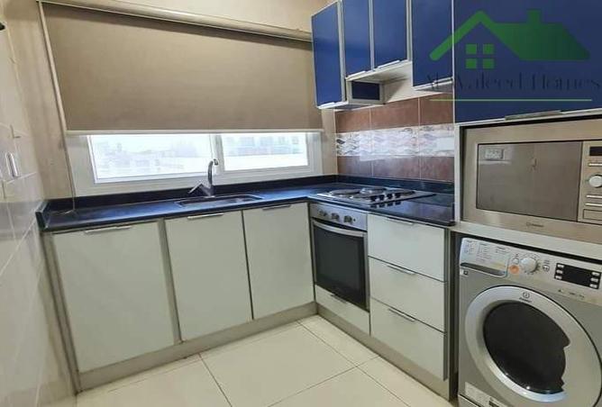 725905 - Property Image 2