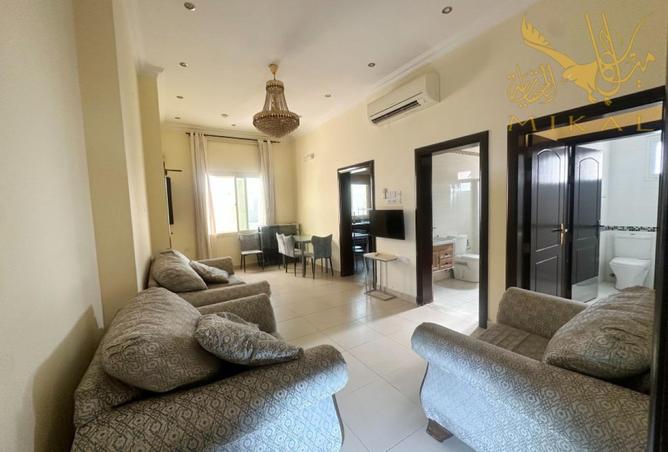 967516 - Property Image 3