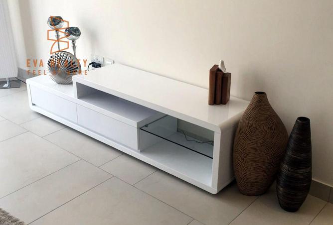 974398 - Property Image 3