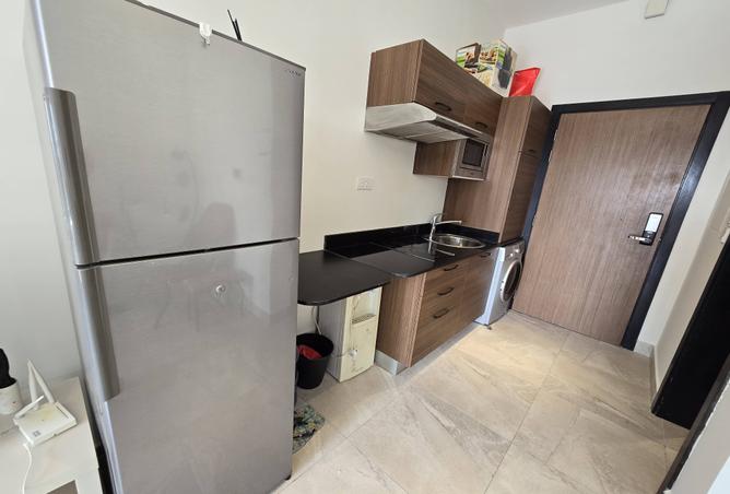 983564 - Property Image 3