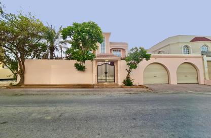Villa - 5 Bedrooms - 6 Bathrooms for sale in A'Ali - Central Governorate