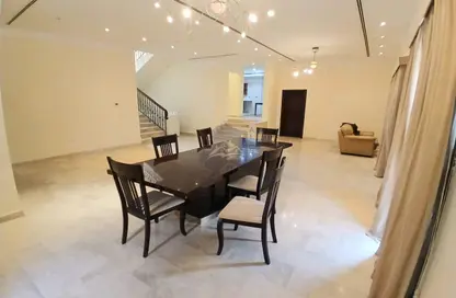 Villa - 5 Bedrooms - 6 Bathrooms for rent in Tubli - Central Governorate