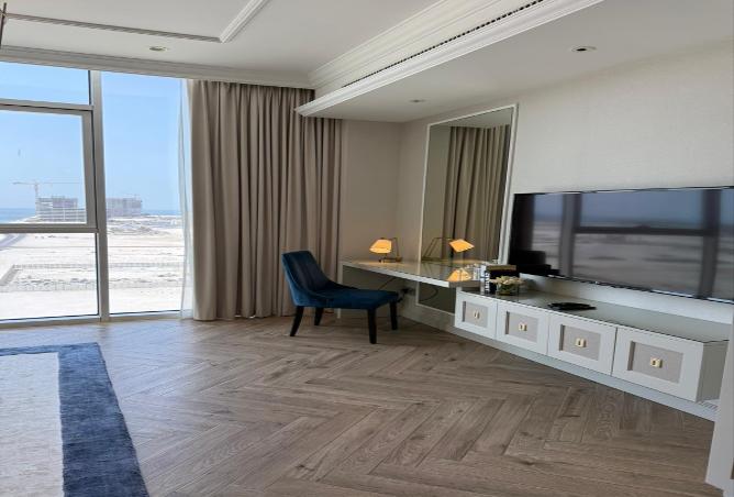 975274 - Property Image 2