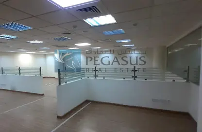 Office Space - Studio - 4 Bathrooms for rent in Seef - Capital Governorate
