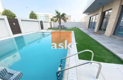 Pool image for: Villa - 5 Bedrooms for sale in Amwaj Marina - Amwaj Islands - Muharraq Governorate, Image 1
