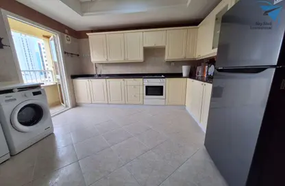 Apartment - 3 Bedrooms - 2 Bathrooms for rent in Al Juffair - Capital Governorate
