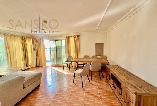 981815 - Property Image 2