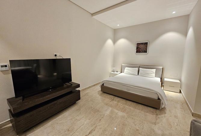 965613 - Property Image 2