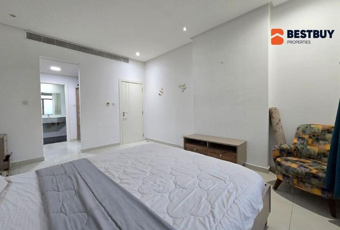 986035 - Property Image 2