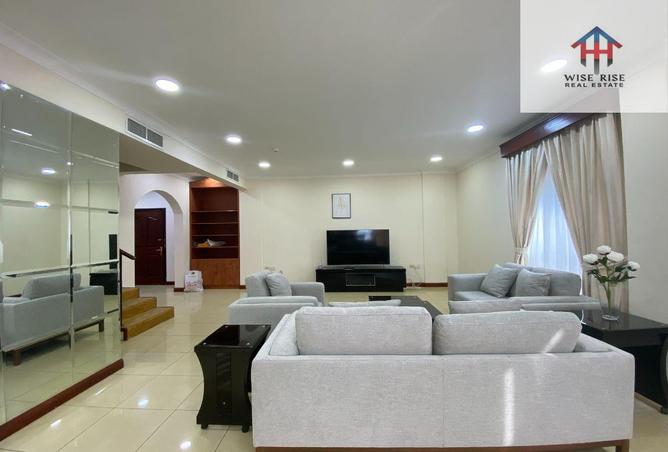 964257 - Property Image 2