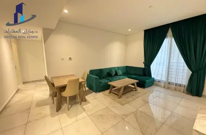 Apartment - 2 Bedrooms - 2 Bathrooms for rent in Segaya - Manama - Capital Governorate