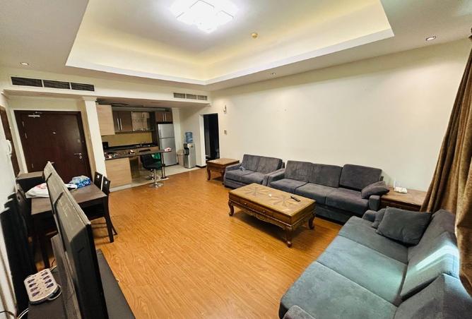 983075 - Property Image 2