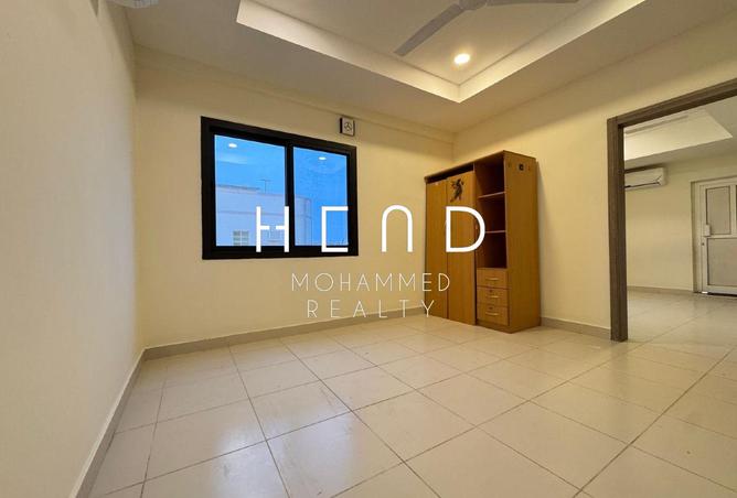 972235 - Property Image 2