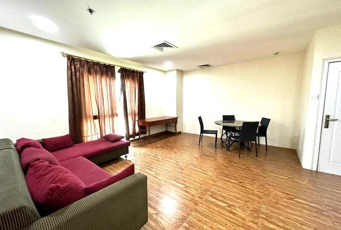 810105 - Property Image 2