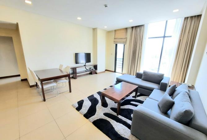 982425 - Property Image 2