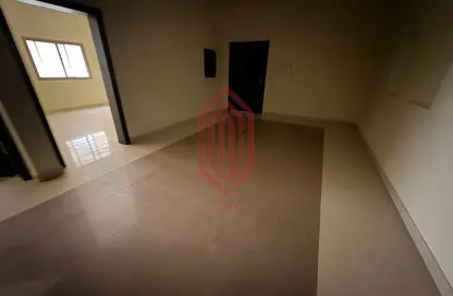 Apartment - 2 Bedrooms - 2 Bathrooms for rent in Jid Ali - Central Governorate