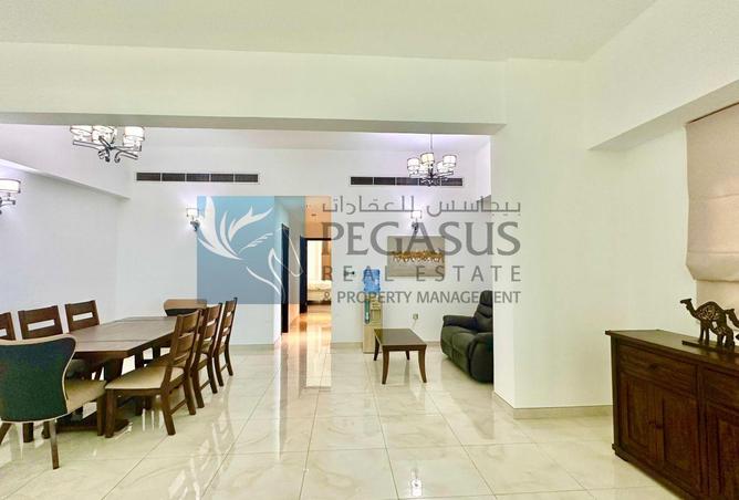 958423 - Property Image 3