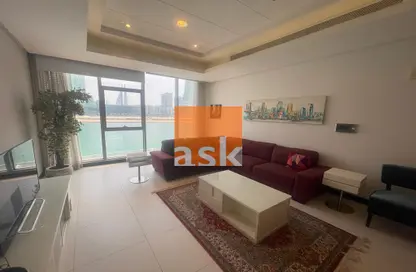Living Room image for: Apartment - 3 Bedrooms - 3 Bathrooms for rent in Reef Island - Capital Governorate, Image 1