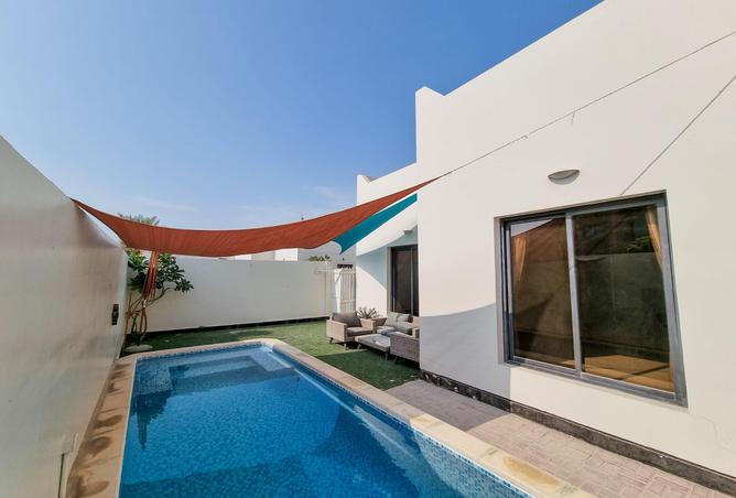 954116 - Property Image 2