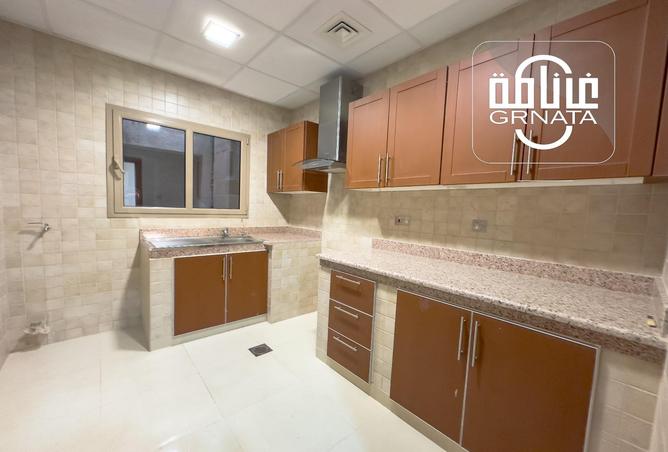 772100 - Property Image 3